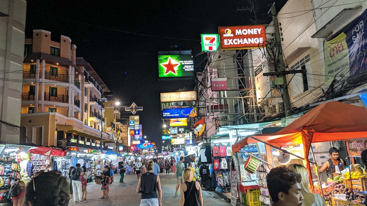 Top 6 Night Markets In Bangkok - Best Local Food Paradise